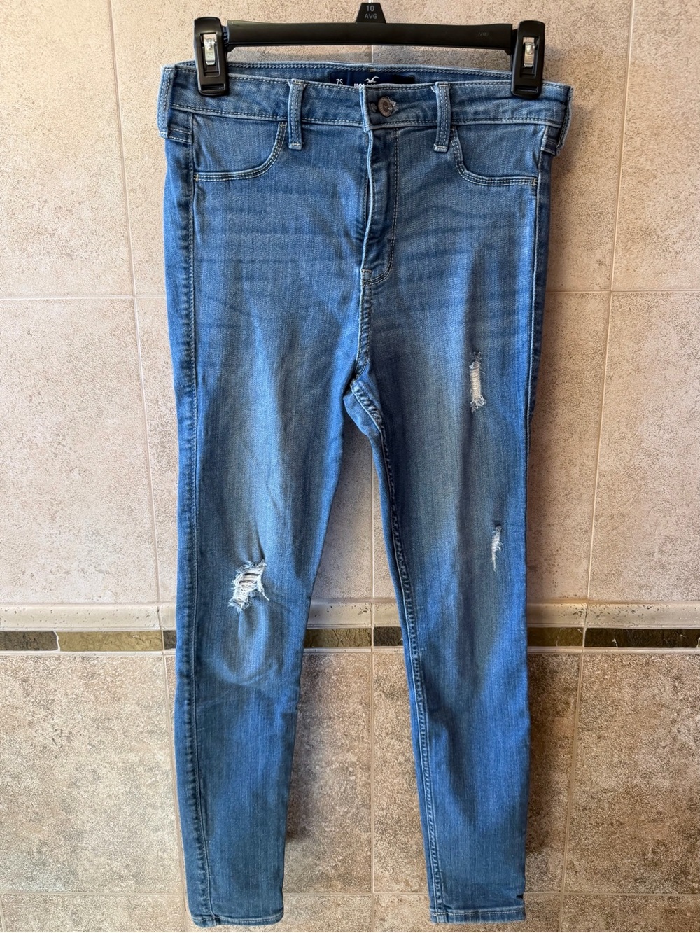 Hollister Women's Blue Distressed Skinny Jeans